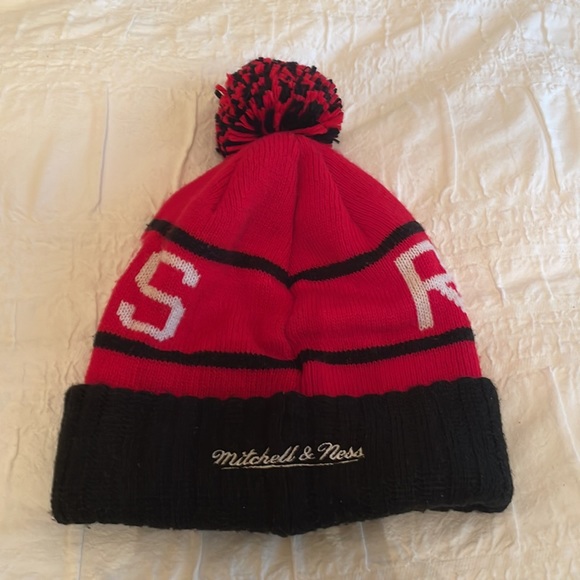 Toronto Raptors toque - Picture 2 of 7